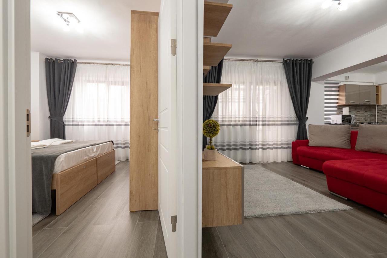 Luxury Ultracentral Pitesti Luaran gambar