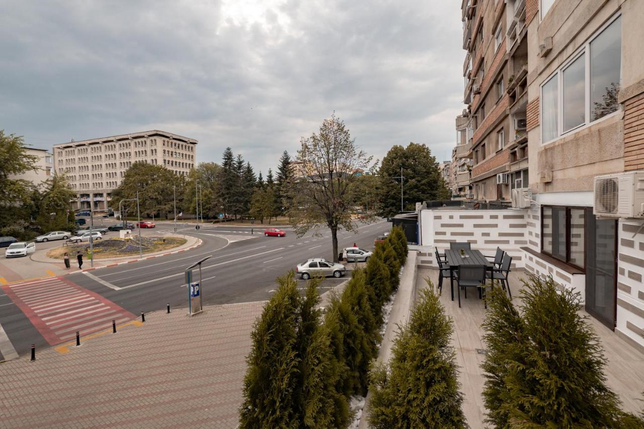 Luxury Ultracentral Pitesti Luaran gambar