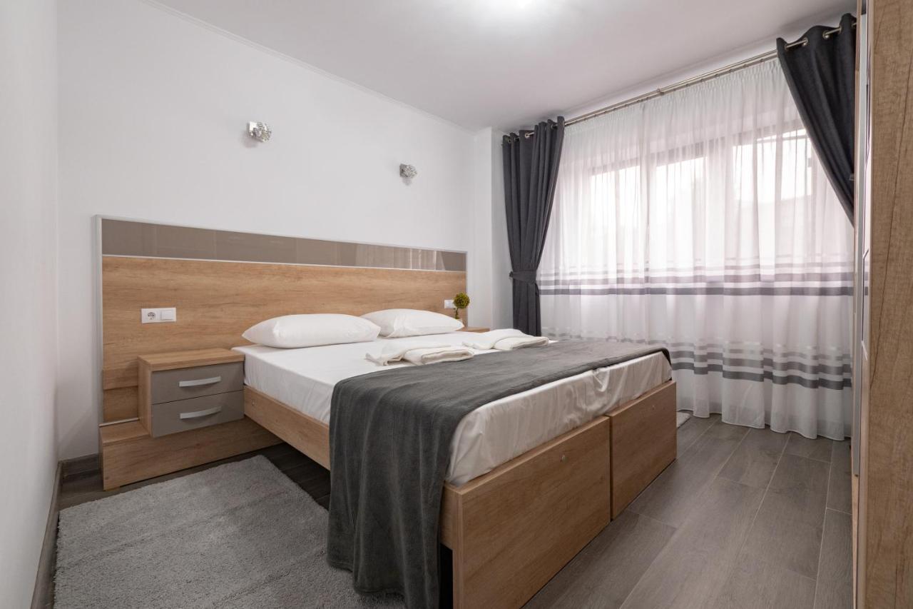 Luxury Ultracentral Pitesti Luaran gambar